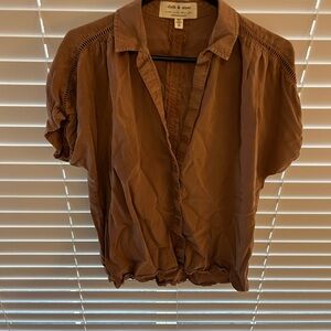 Anthropologie Cloth & Stone Button Down size XS